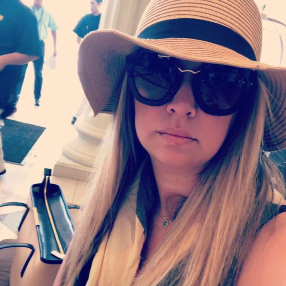 Meet your Posher, Andi